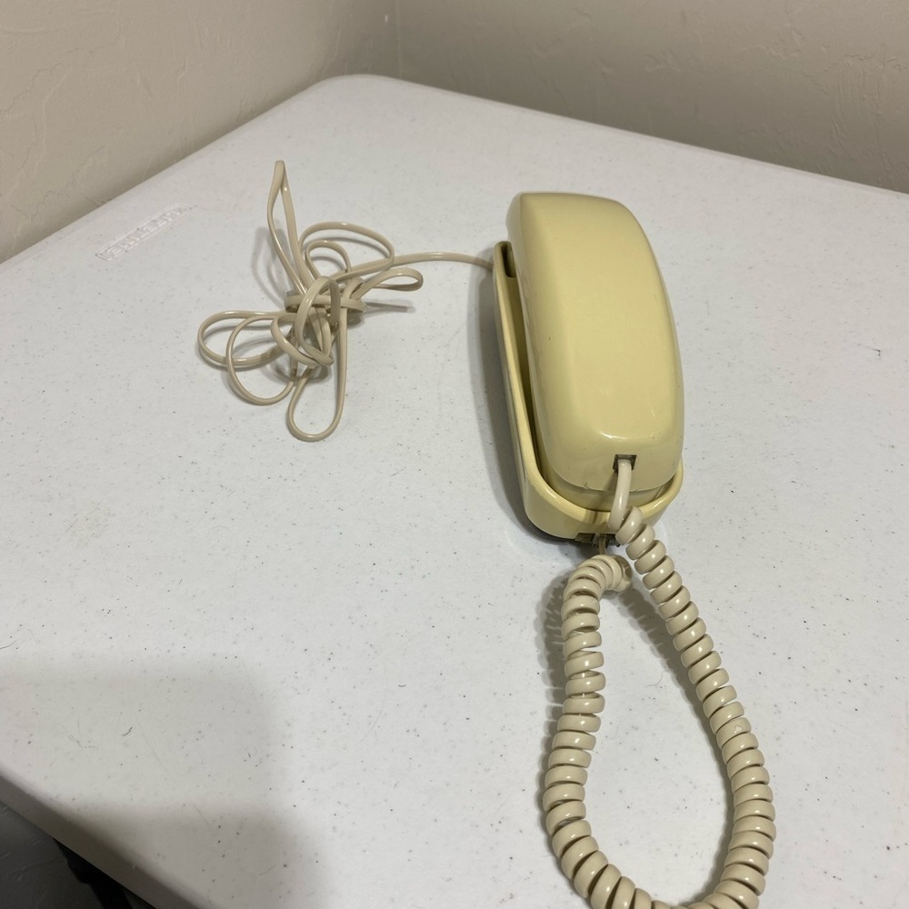 Vintage Conair Slimline Wall Desk Telephone SW202 Push Button